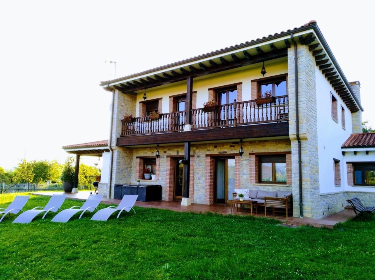 Villa Tiviti Οβιέδο Εξωτερικό φωτογραφία